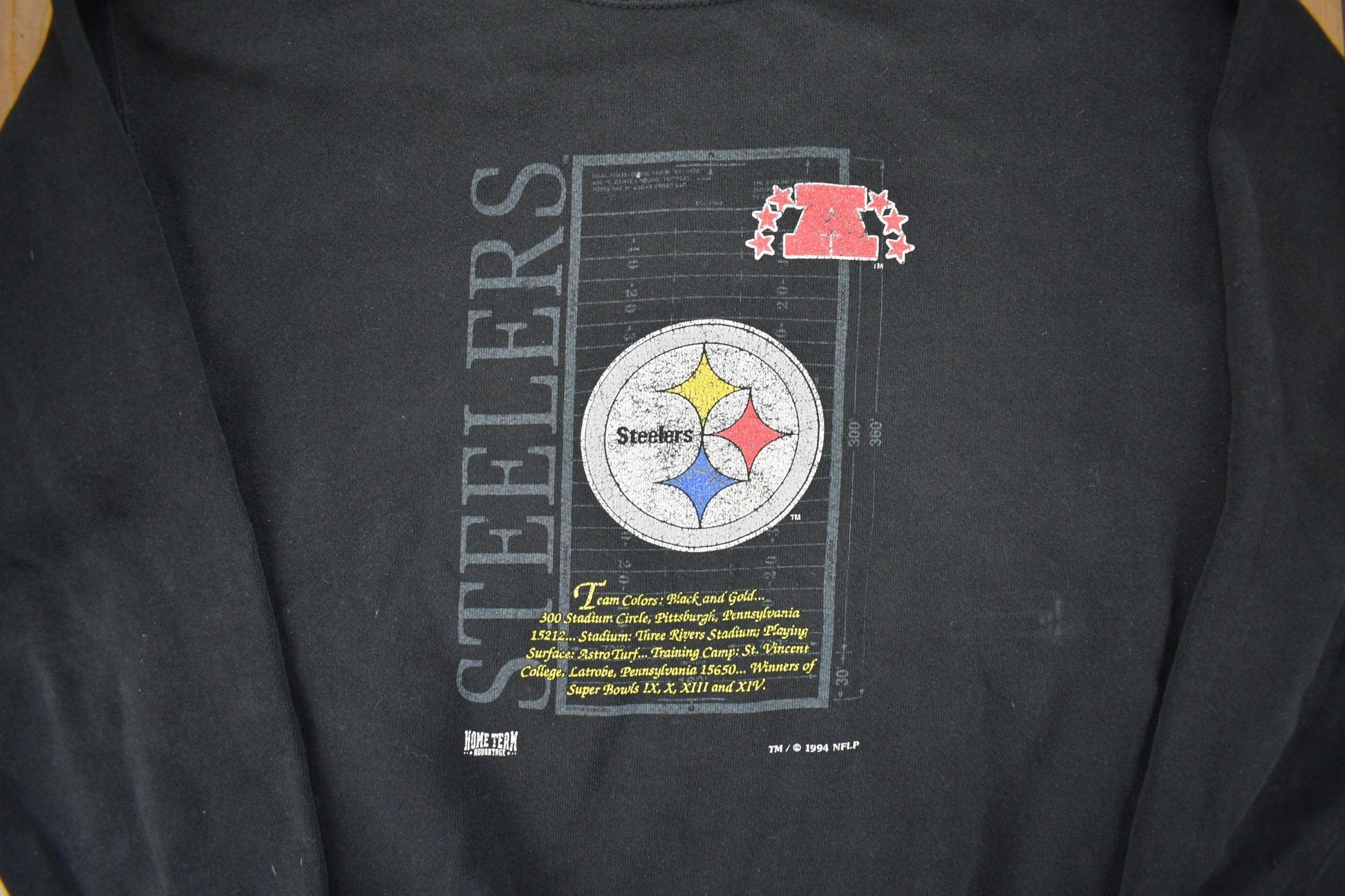 Vintage 1990s NFL Pittsburgh Steelers Crewneck Men's XL from propervintagecanada