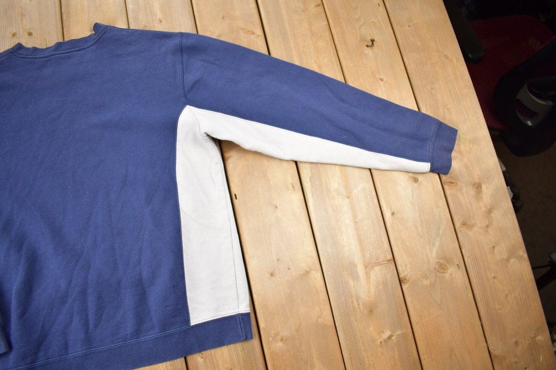 Vintage 1990s NFL Reebok New England Patriots Crewneck Men's Medium from propervintagecanada