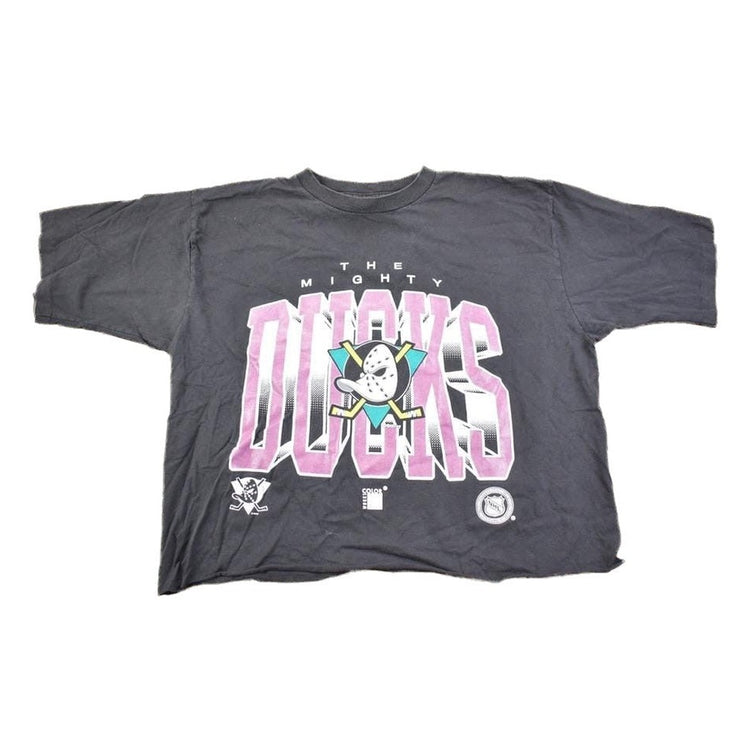 Vintage 1990s NHL The Mighty Ducks Graphic Cropped T Shirt Made In USA Men's XL from propervintagecanada