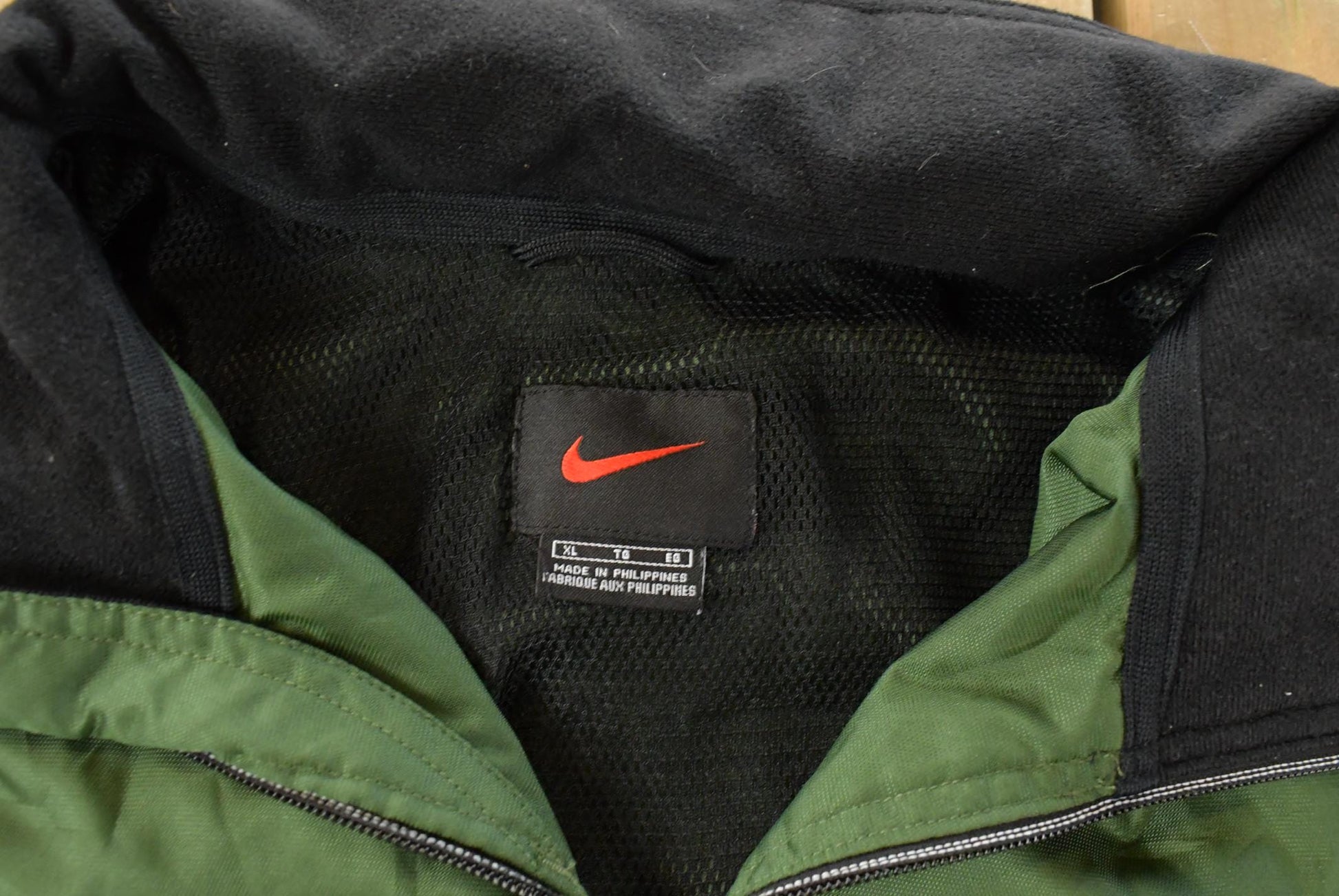 Vintage 1990s Nike Anorak Windbreaker Jacket Men's Large from propervintagecanada