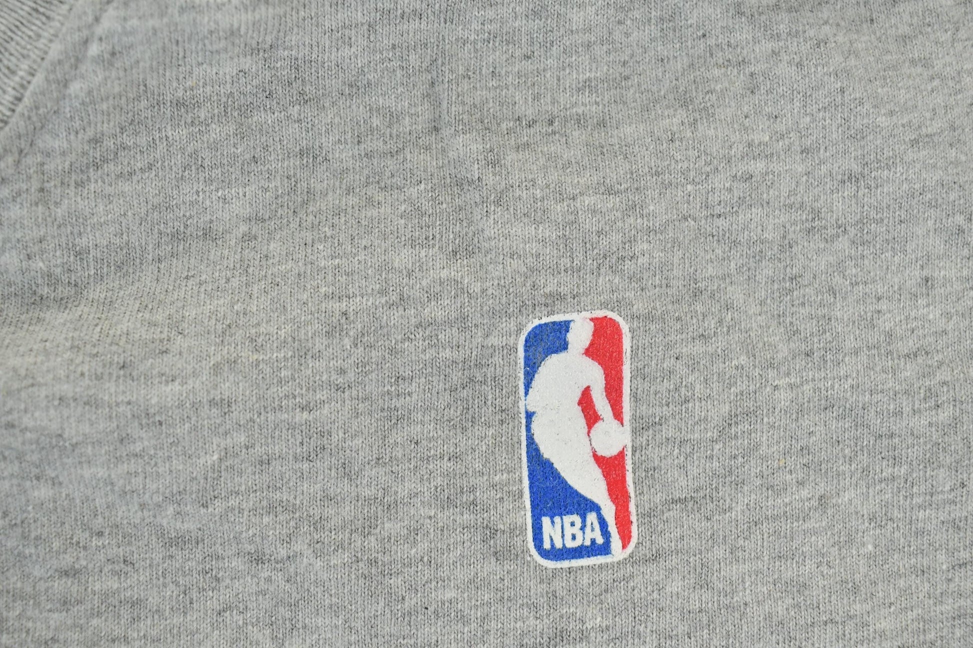 Vintage 1990s Nike Chicago Bulls NBA Graphic T-Shirt Men's 2XL from propervintagecanada