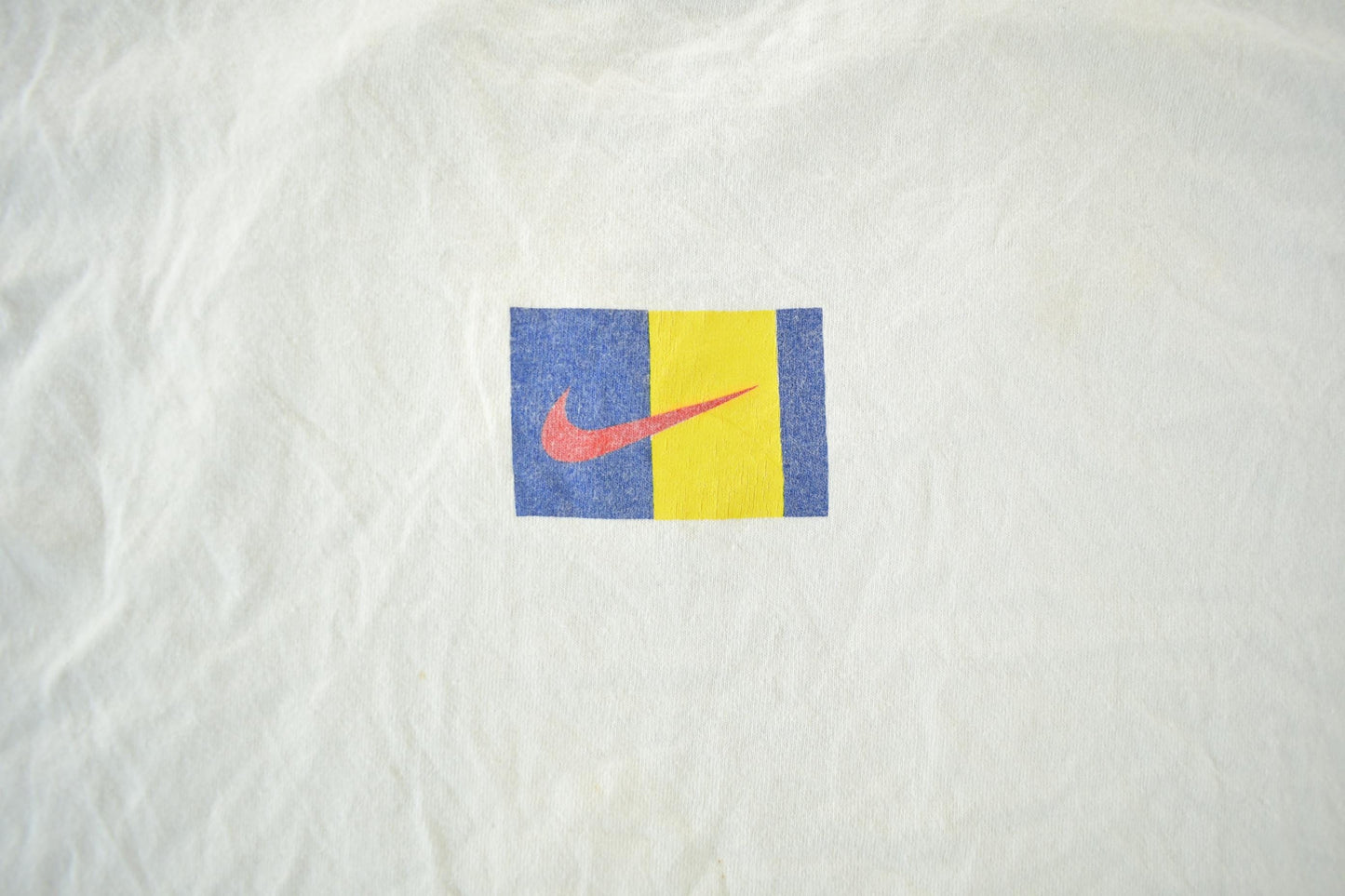 Vintage 1990s Nike Graphic T-Shirt Men's Large from propervintagecanada