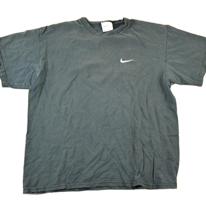 Vintage 1990s Nike Graphic T-Shirt Men's Medium from propervintagecanada