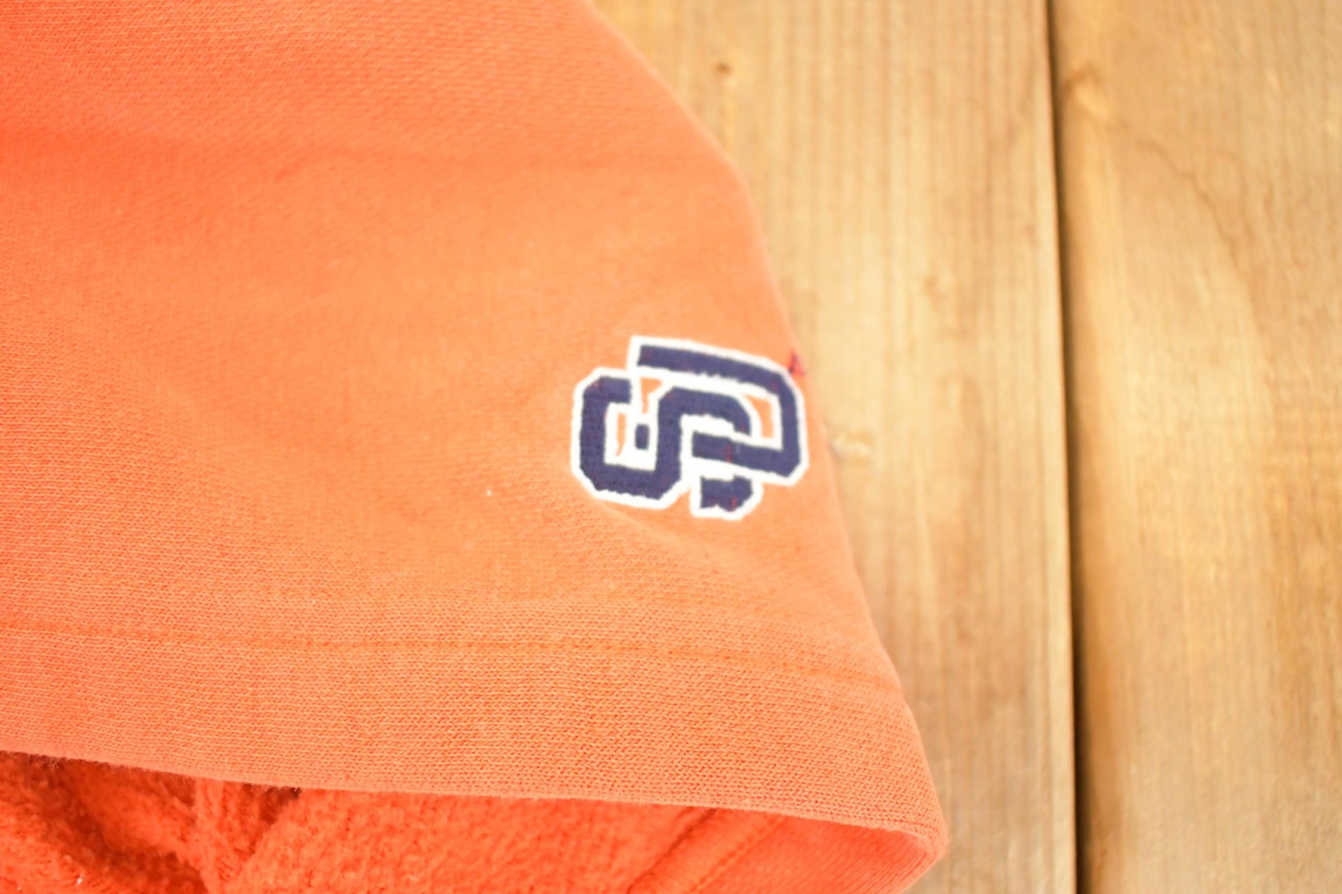Vintage 1990s Nike Syracuse Orangemen Hoodie Sweatshirt Men's XL from propervintagecanada