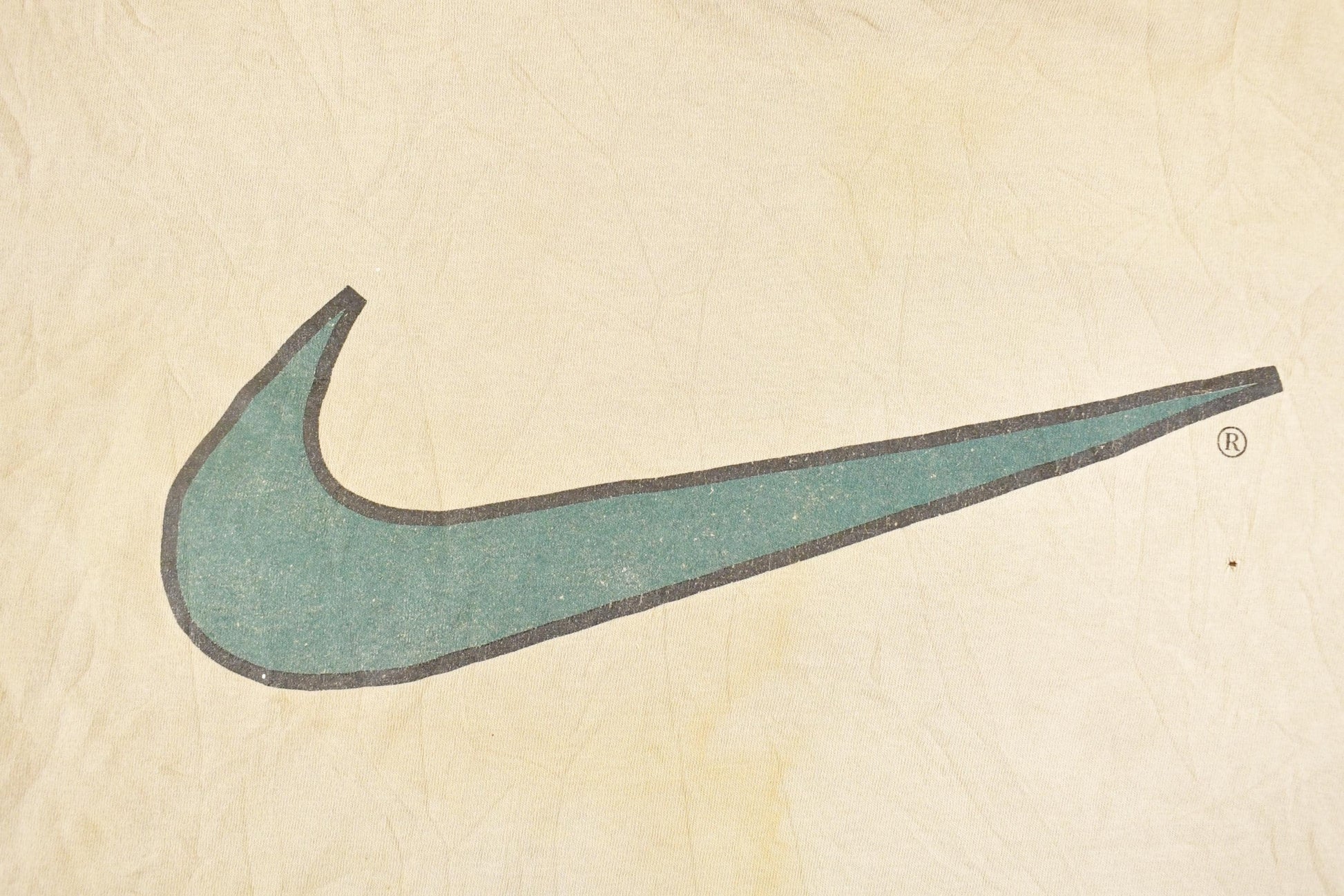 Vintage 1990s Nike T-Shirt Men's XL from propervintagecanada