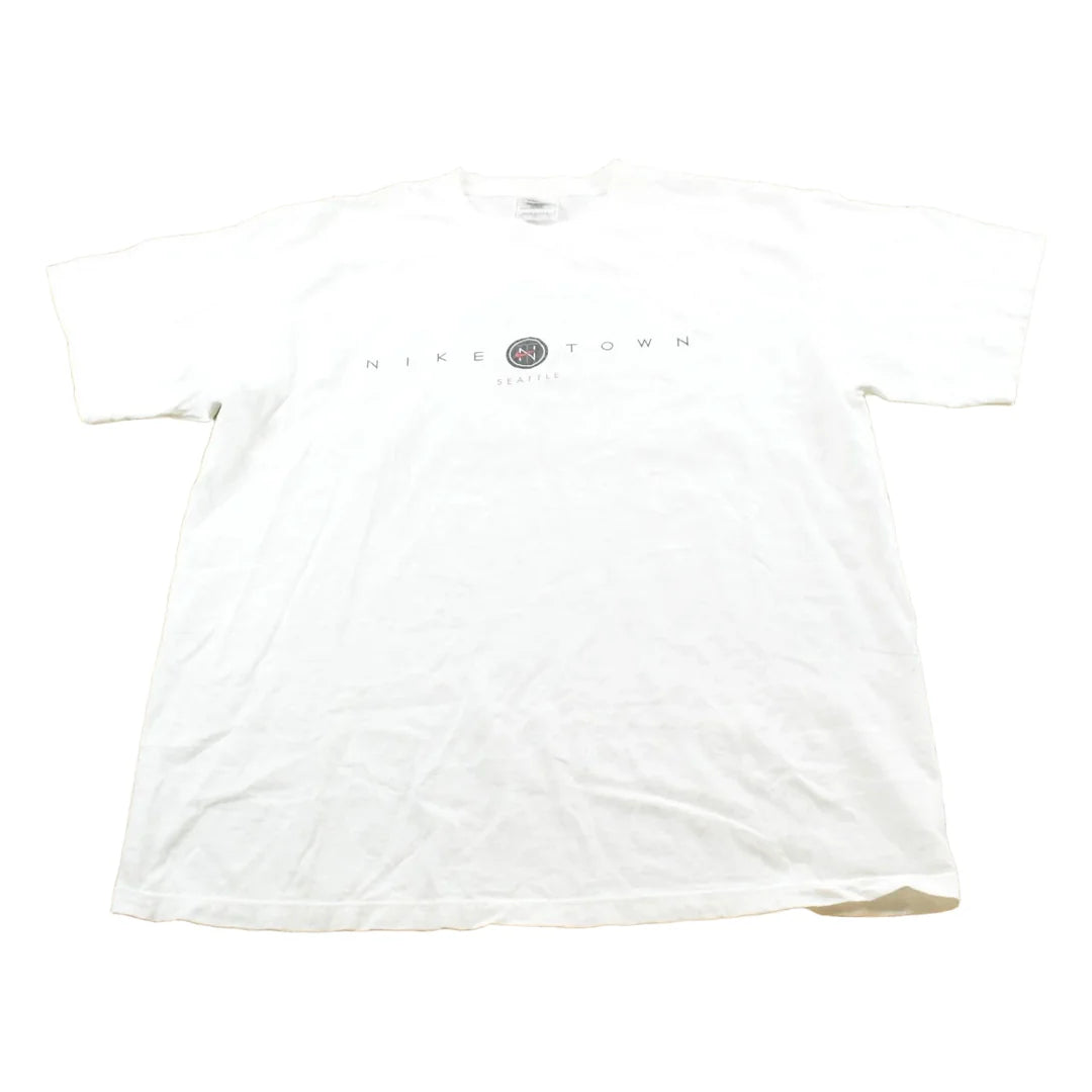 Vintage 1990s Nike Town Seattle T-Shirt Mens L from propervintagecanada