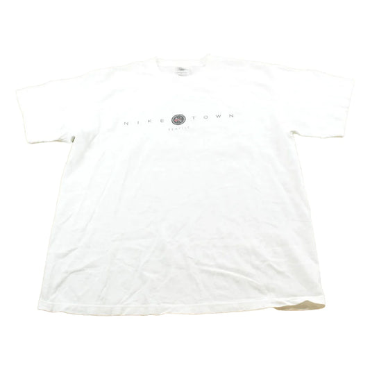 Vintage 1990s Nike Town Seattle T-Shirt Mens L from propervintagecanada