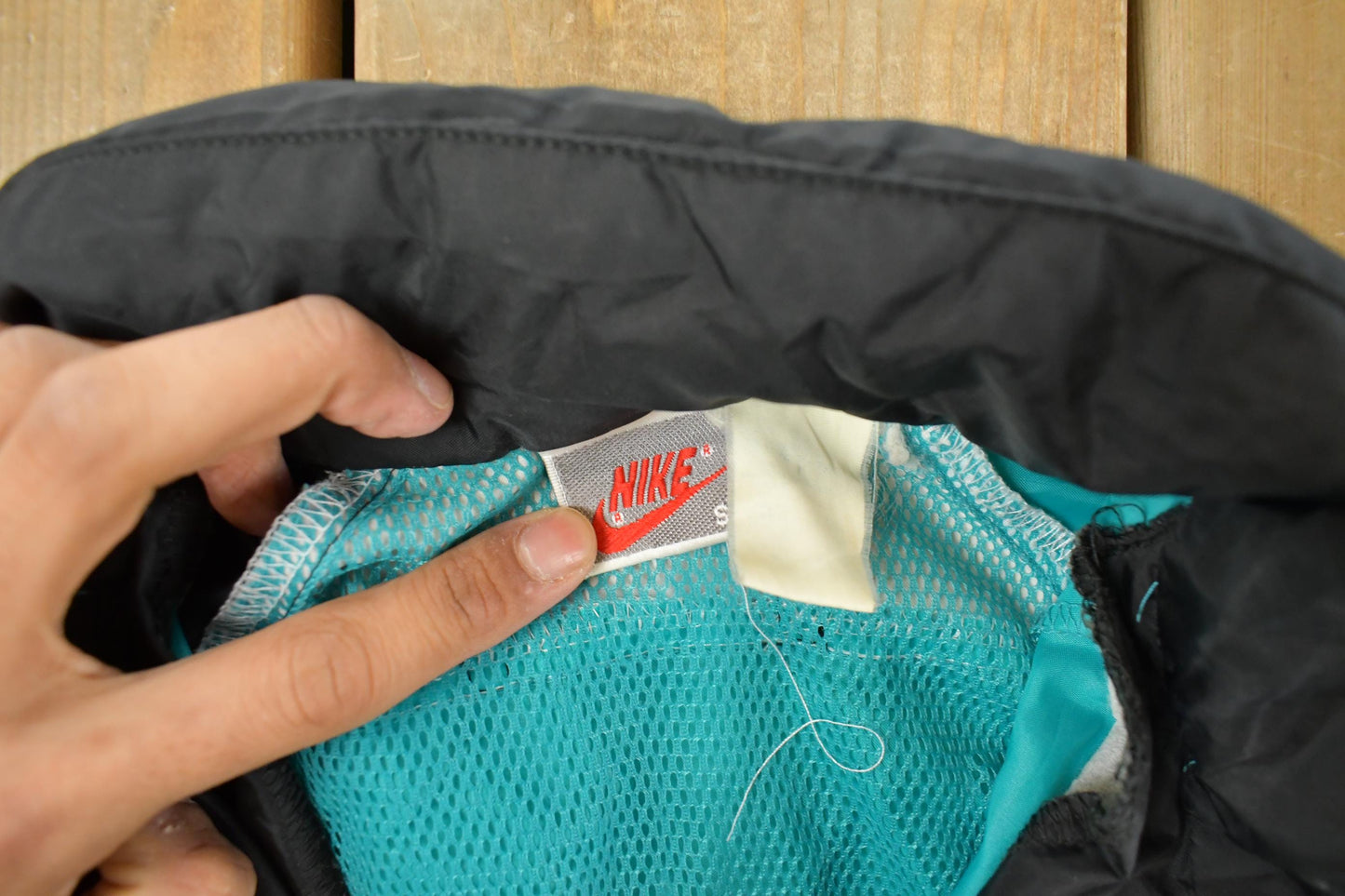 Vintage 1990s Nike Windbreaker Jacket Men's Small from propervintagecanada