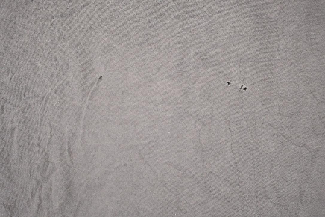 Vintage 1990s No Fear Racing Souvenir Travel T-Shirt Men's L from propervintagecanada