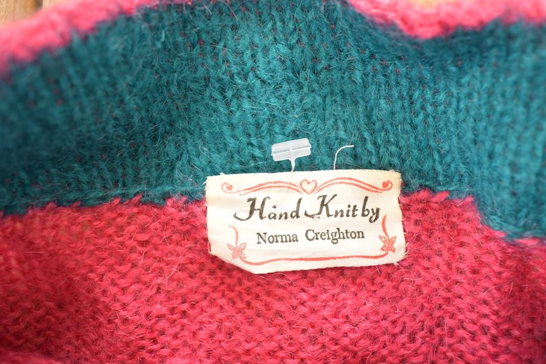 Vintage 1990s Norma Creighton Abstract Hand Knit Cardigan Sweater Women's L from propervintagecanada