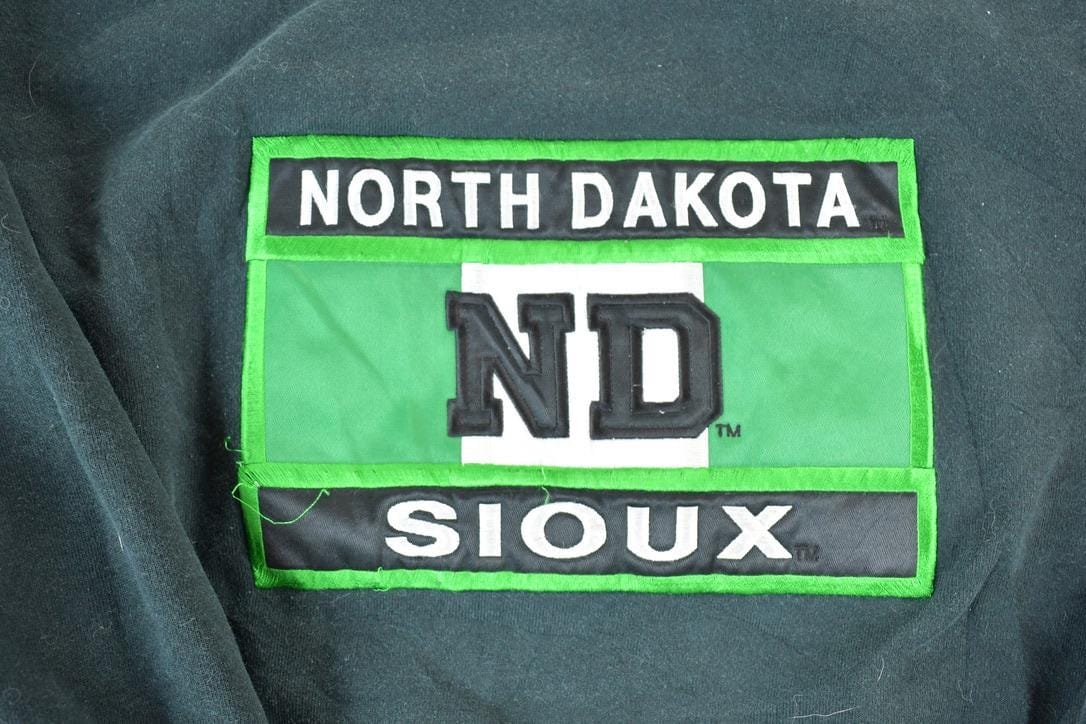 Vintage 1990s North Dakota Sioux Souvenir Heavyweight Crewneck Sweatshirt Made In USA Men's XL from propervintagecanada