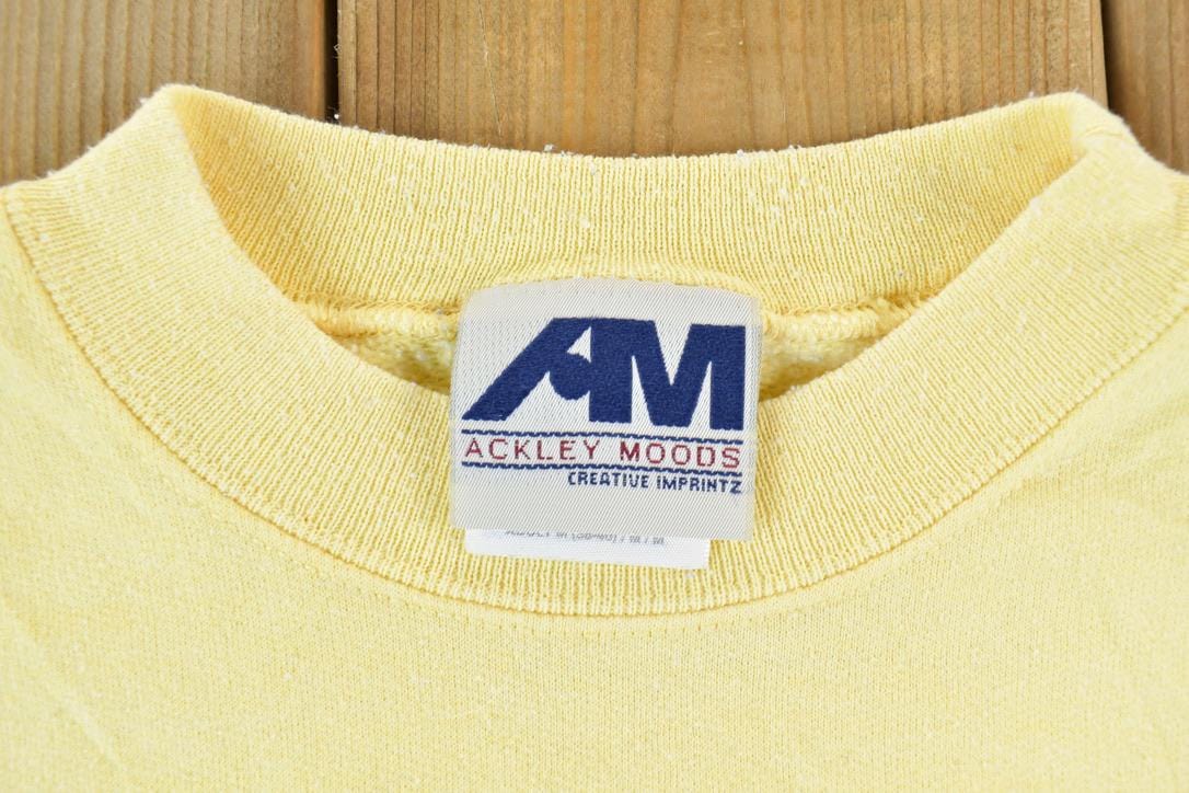 Vintage 1990s North Dakota State University Alumni Collegiate Crewneck Men's Small from propervintagecanada