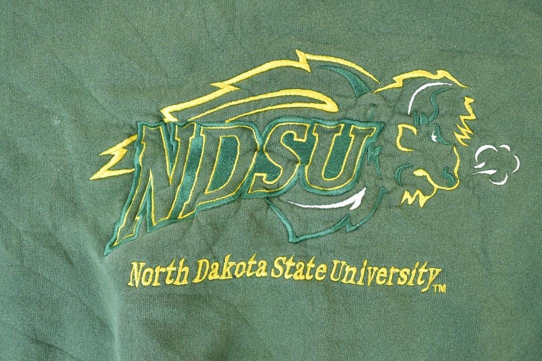 Vintage 1990s North Dakota State University Crewneck Men's XL from propervintagecanada