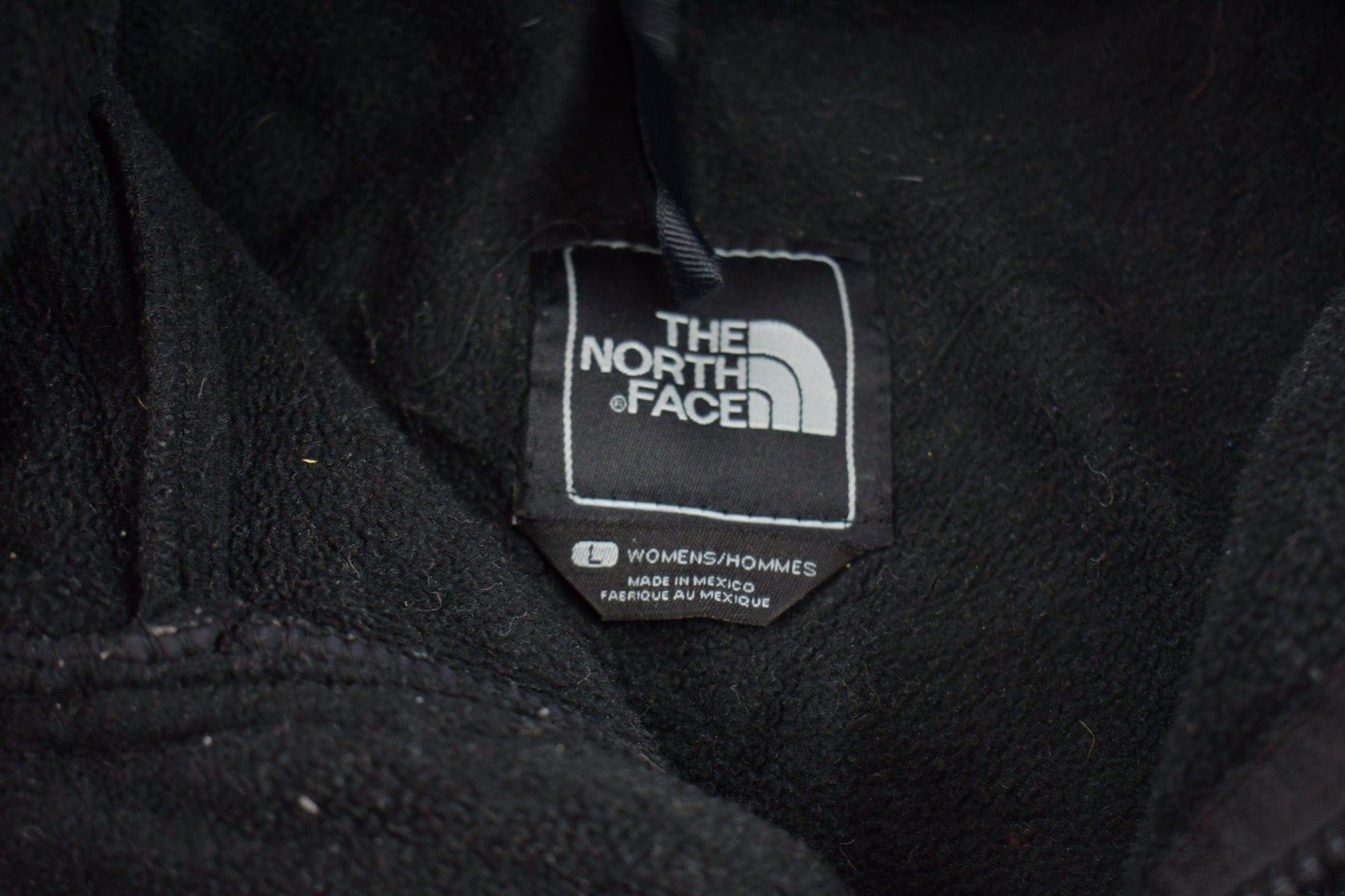 Vintage 1990s North Face Denali Fleece Sweater Men's Large from propervintagecanada