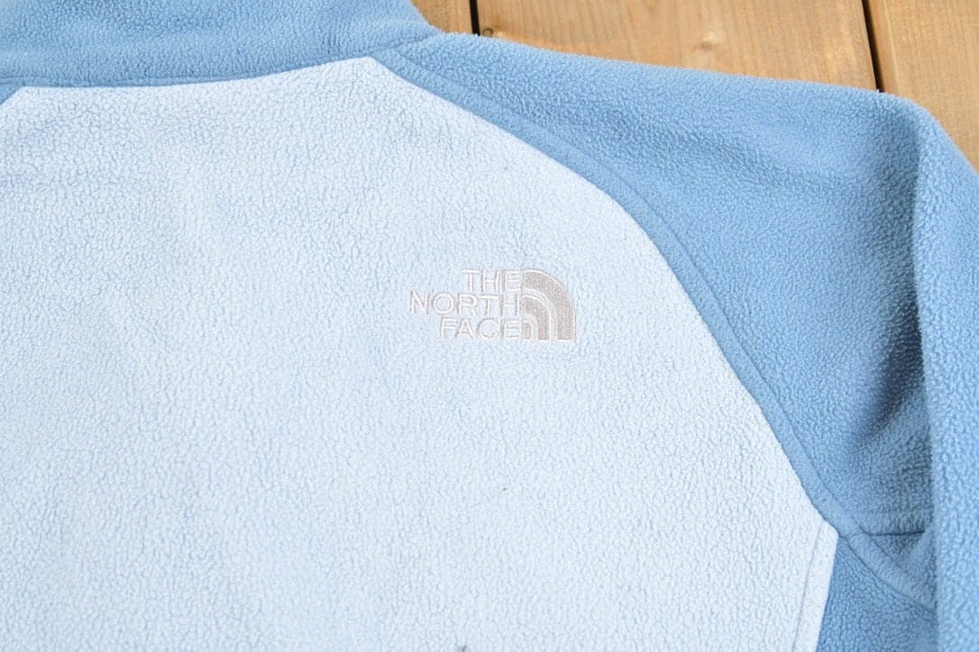 Vintage 1990s North Face Fleece Zip Up Sweater Women's M from propervintagecanada