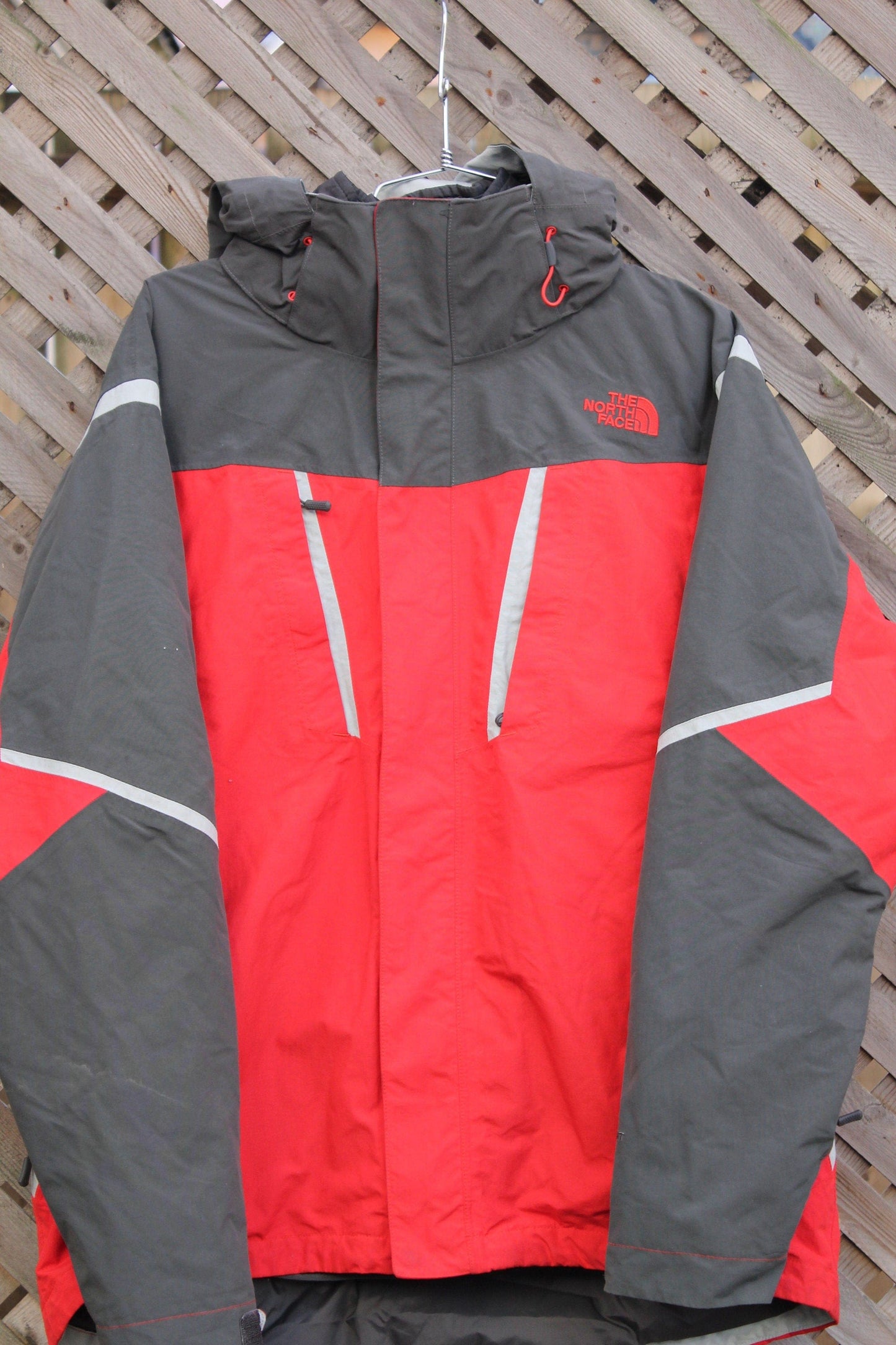 Vintage 1990s North Face Shell Jacket Men's M from propervintagecanada