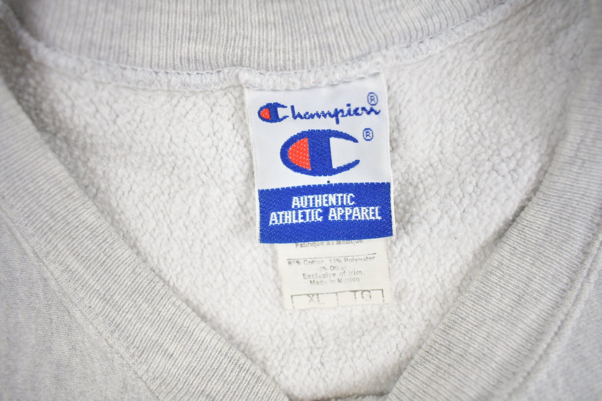 Vintage 1990s North Western University Basketball Champion Sweatshirt Men's XL from propervintagecanada