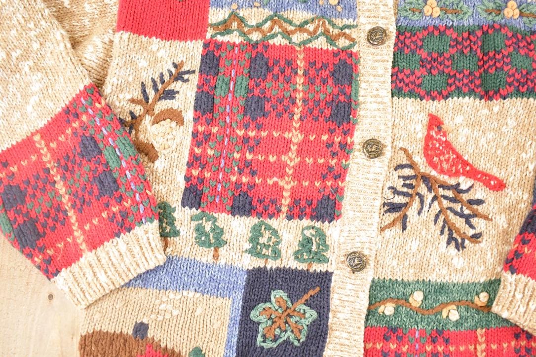 Vintage 1990s Northcrest AOP Farm Knit Cardigan Sweater Women's M from propervintagecanada