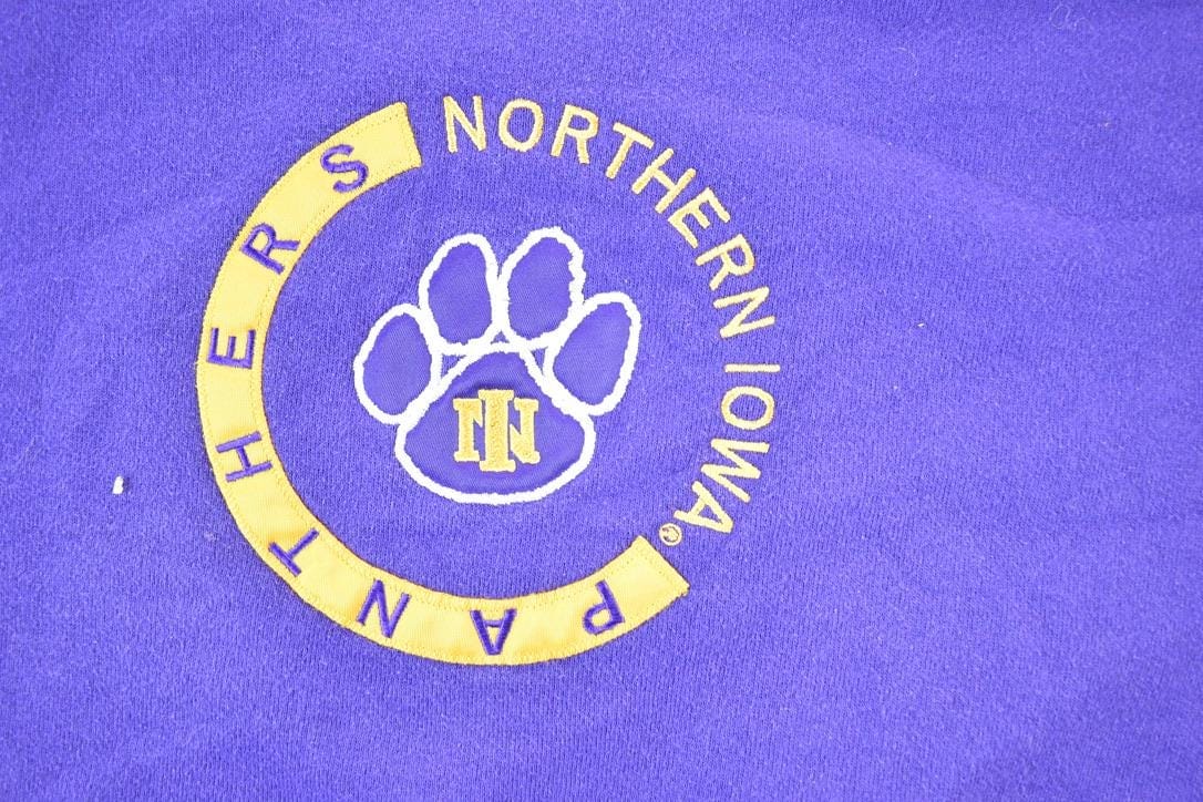 Vintage 1990s Northern Iowa Panthers University Crewneck Mens L from propervintagecanada