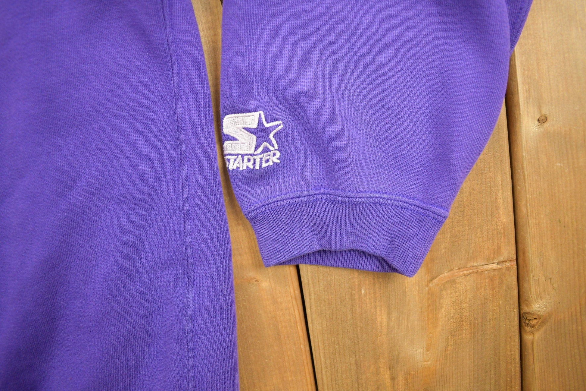 Vintage 1990s Northern Iowa Starter Crewneck Sweatshirt Men's XL from propervintagecanada