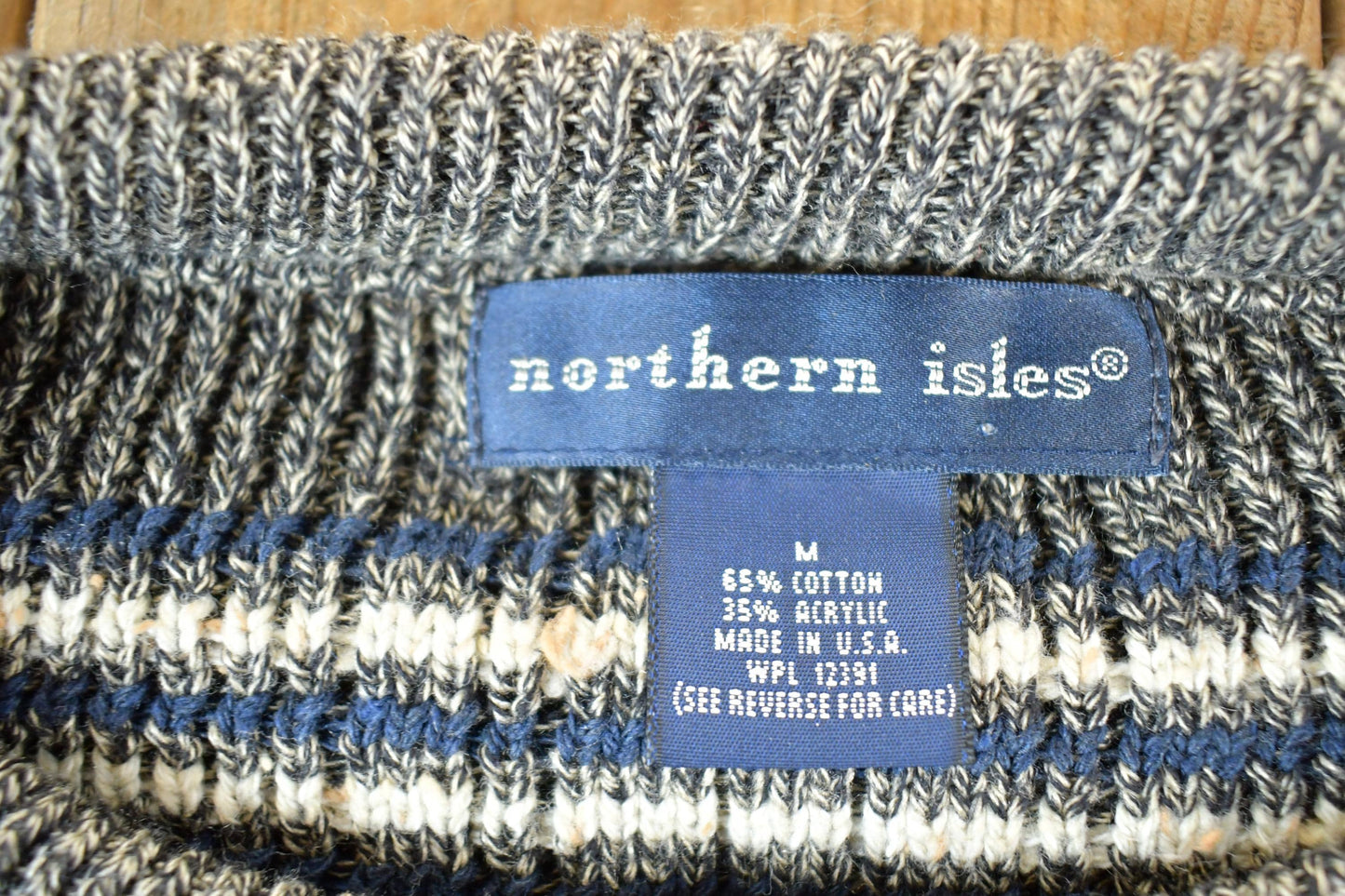 Vintage 1990s Northern Isles Knit Abstract Pattern Crewneck Sweater Mens M from propervintagecanada