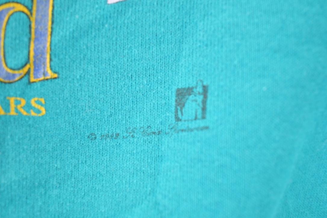 Vintage 1990s Northern Minnesota Big Wolf Ballad Crewneck Sweatshirt Men's M from propervintagecanada