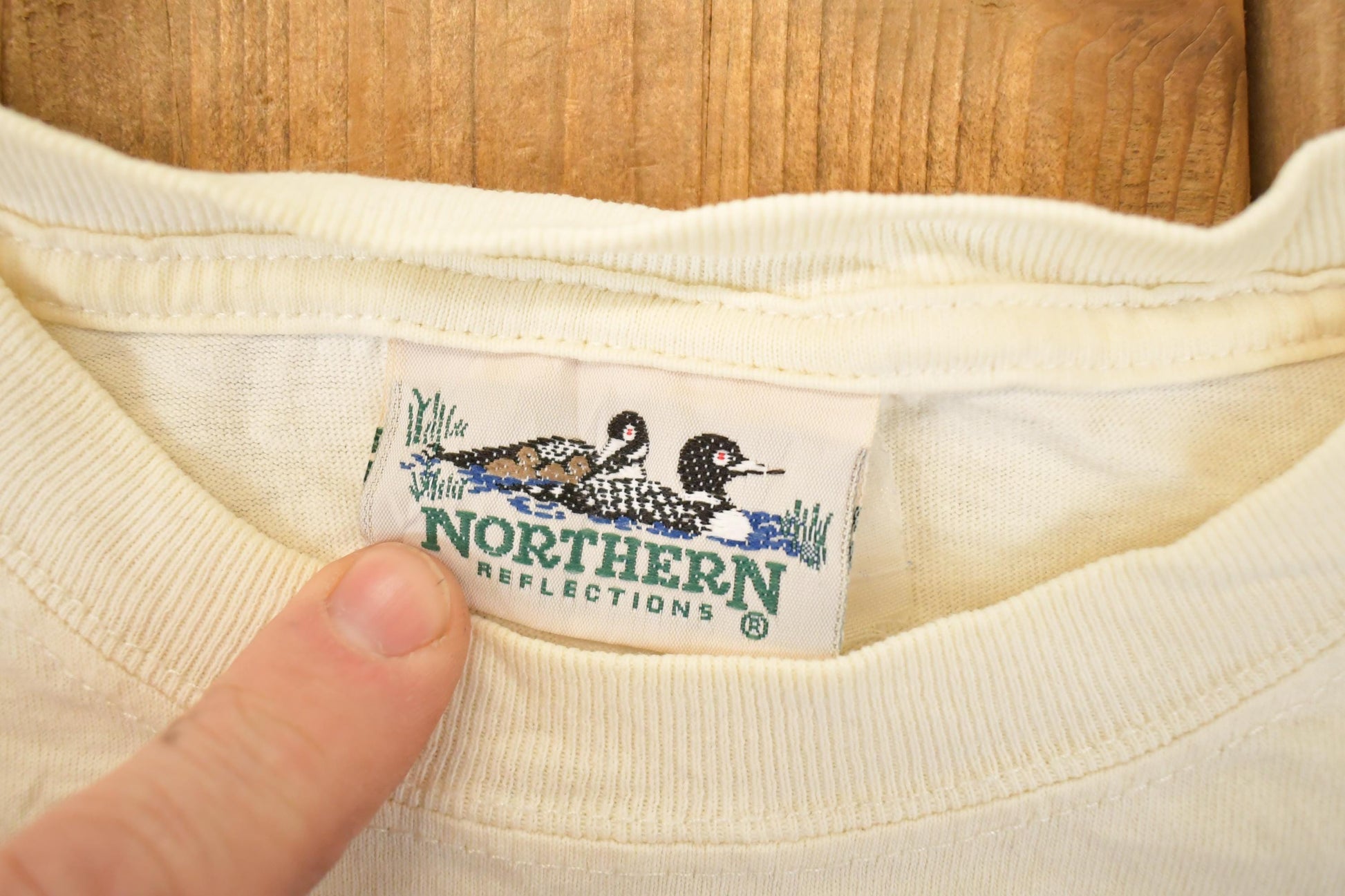 Vintage 1990s Northern Reflections Birdhouses FAB Outdoorsman T-Shirt Women's M from propervintagecanada