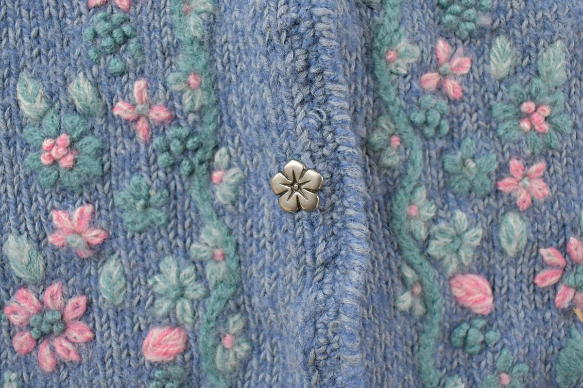 Vintage 1990s Northern Reflections Floral Wool Knit Cardigan Sweater Women's Small from propervintagecanada