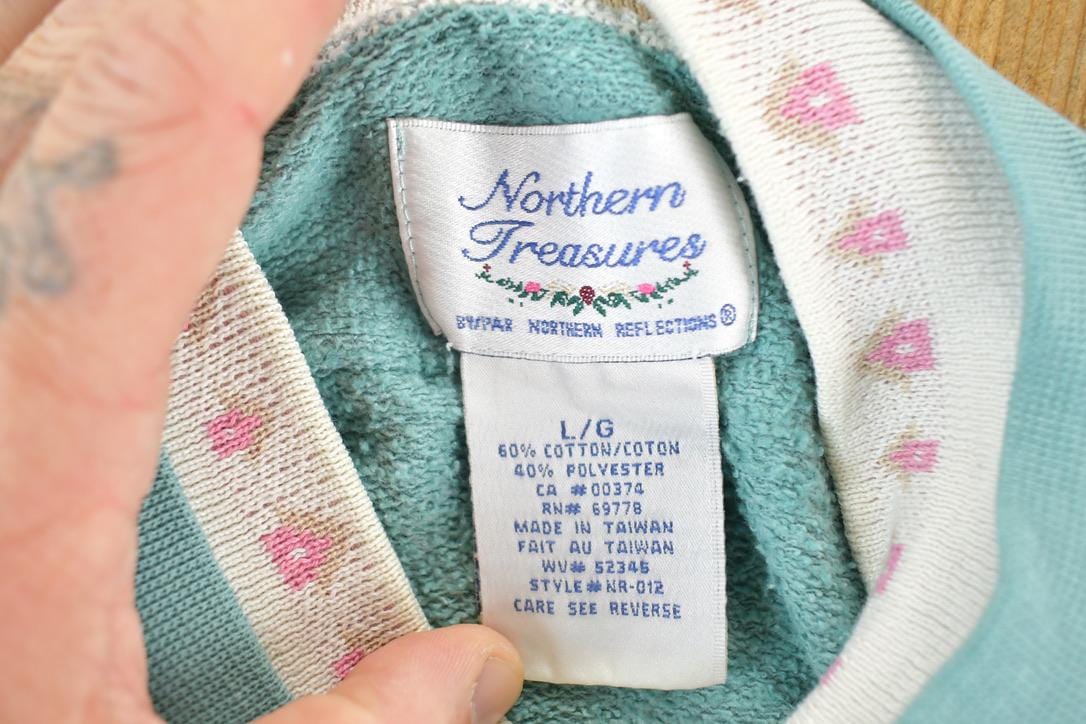 Vintage 1990s Northern Treasures Double Collar Crewneck Sweatshirt Womens L from propervintagecanada