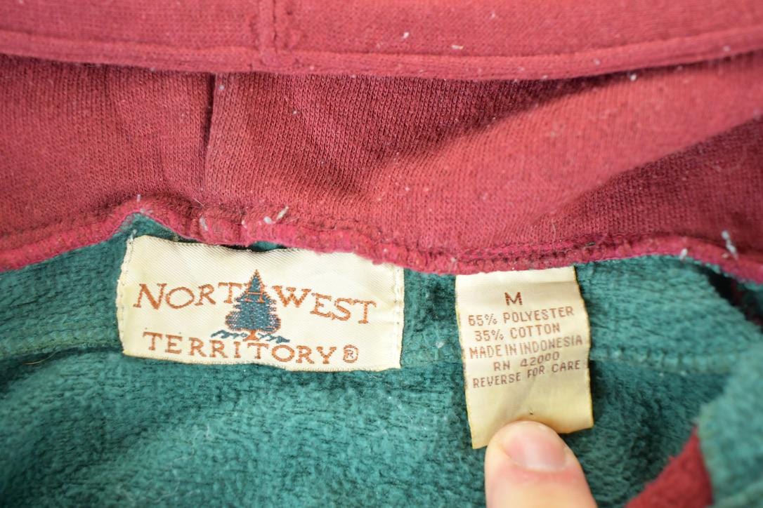 Vintage 1990s Northwest Territory Hoodie Sweatshirt Mens S from propervintagecanada