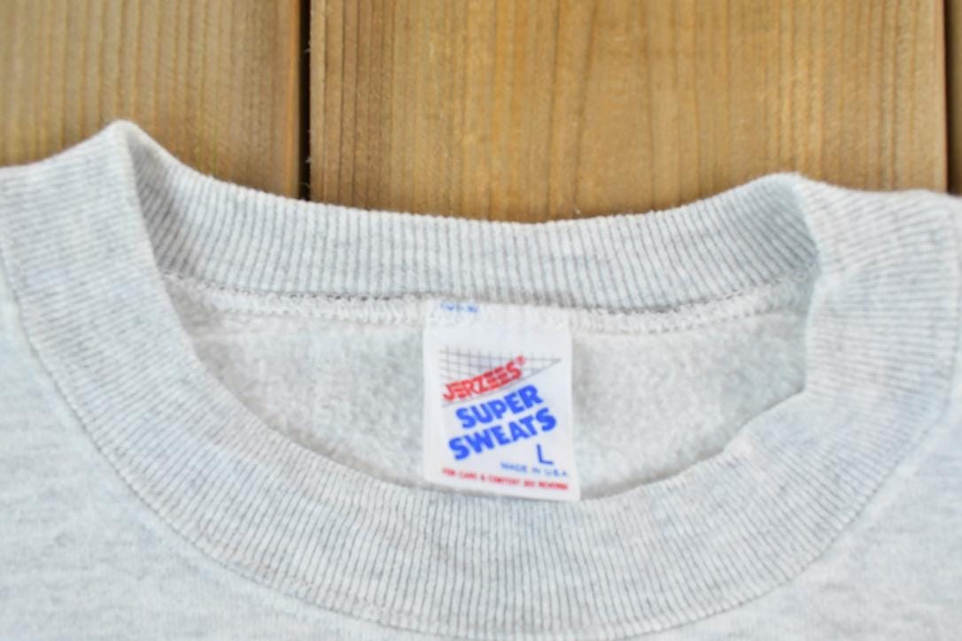 Vintage 1990s NP Ski Club Souvenir Embroidered Crewneck Sweatshirt Men's Large from propervintagecanada