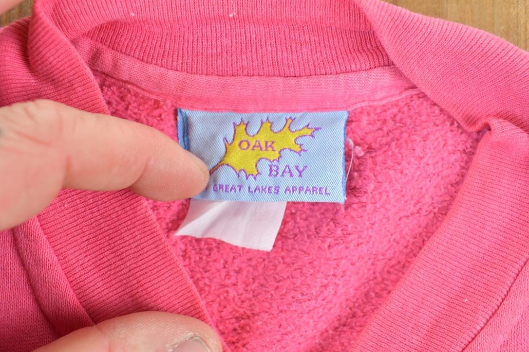 Vintage 1990s Oak Bay Quarter Button Souvenir Crewneck Sweatshirt Women's XL from propervintagecanada