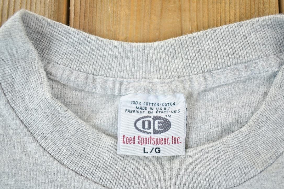 Vintage 1990s Official Hunter Graphic T-Shirt Men's Large from propervintagecanada