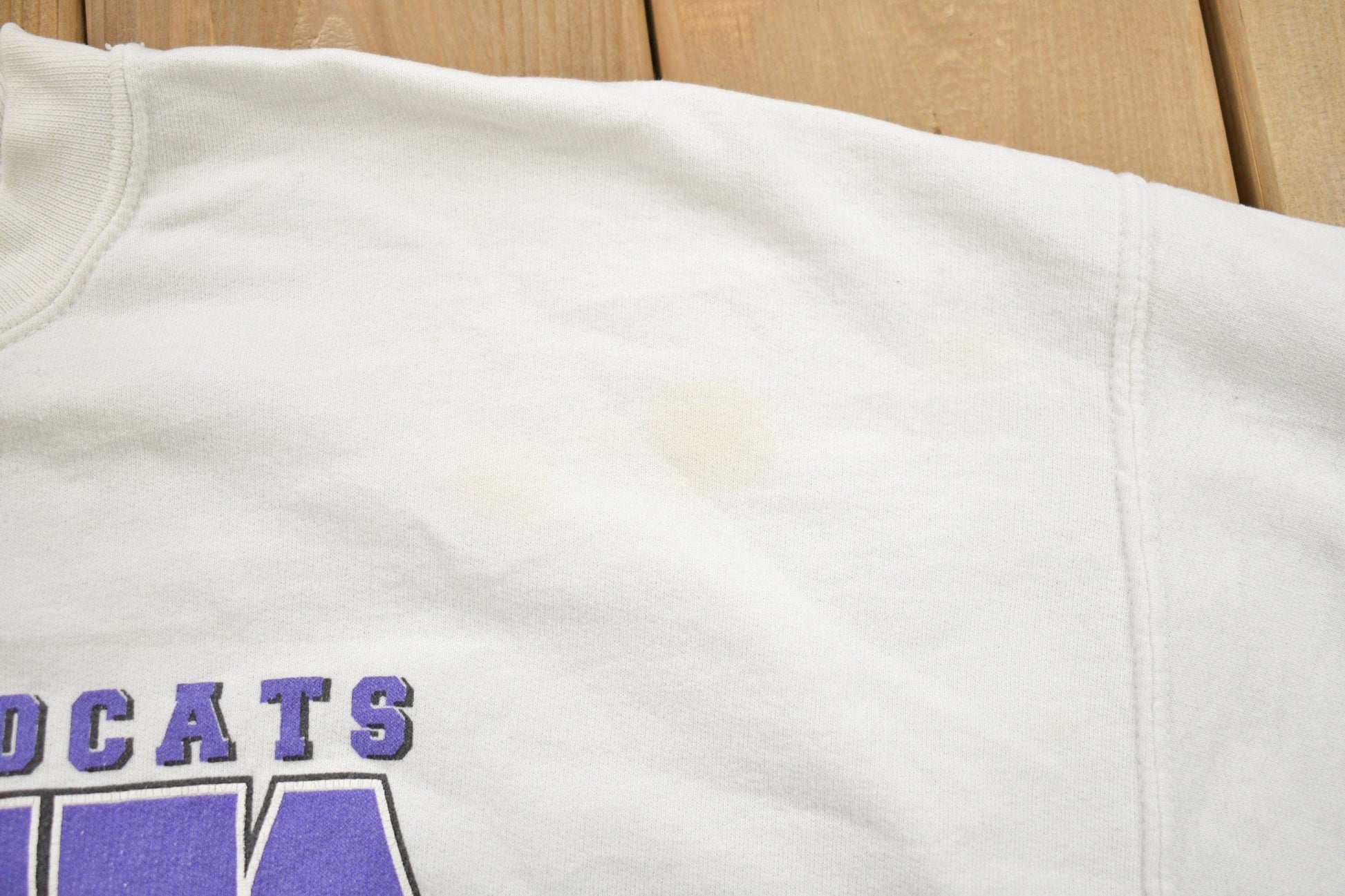 Vintage 1990s Ohio Keystone Wildcats Crewneck Sweatshirt Men's XL from propervintagecanada