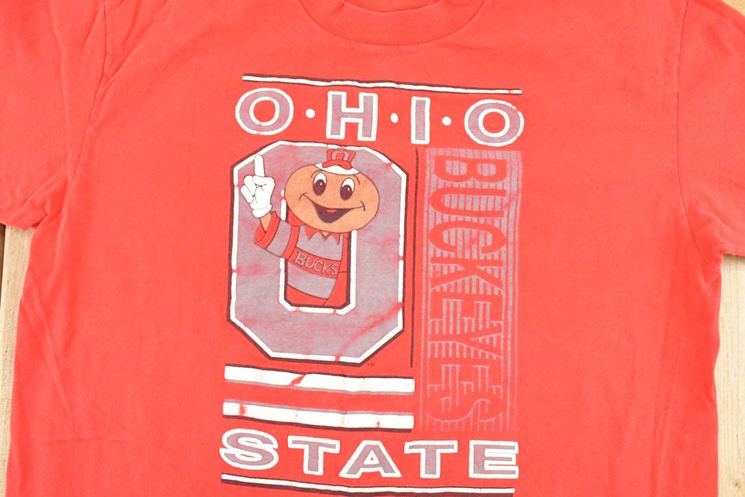 Vintage 1990s Ohio State Buckeyes Collegiate T-Shirt Men's L from propervintagecanada
