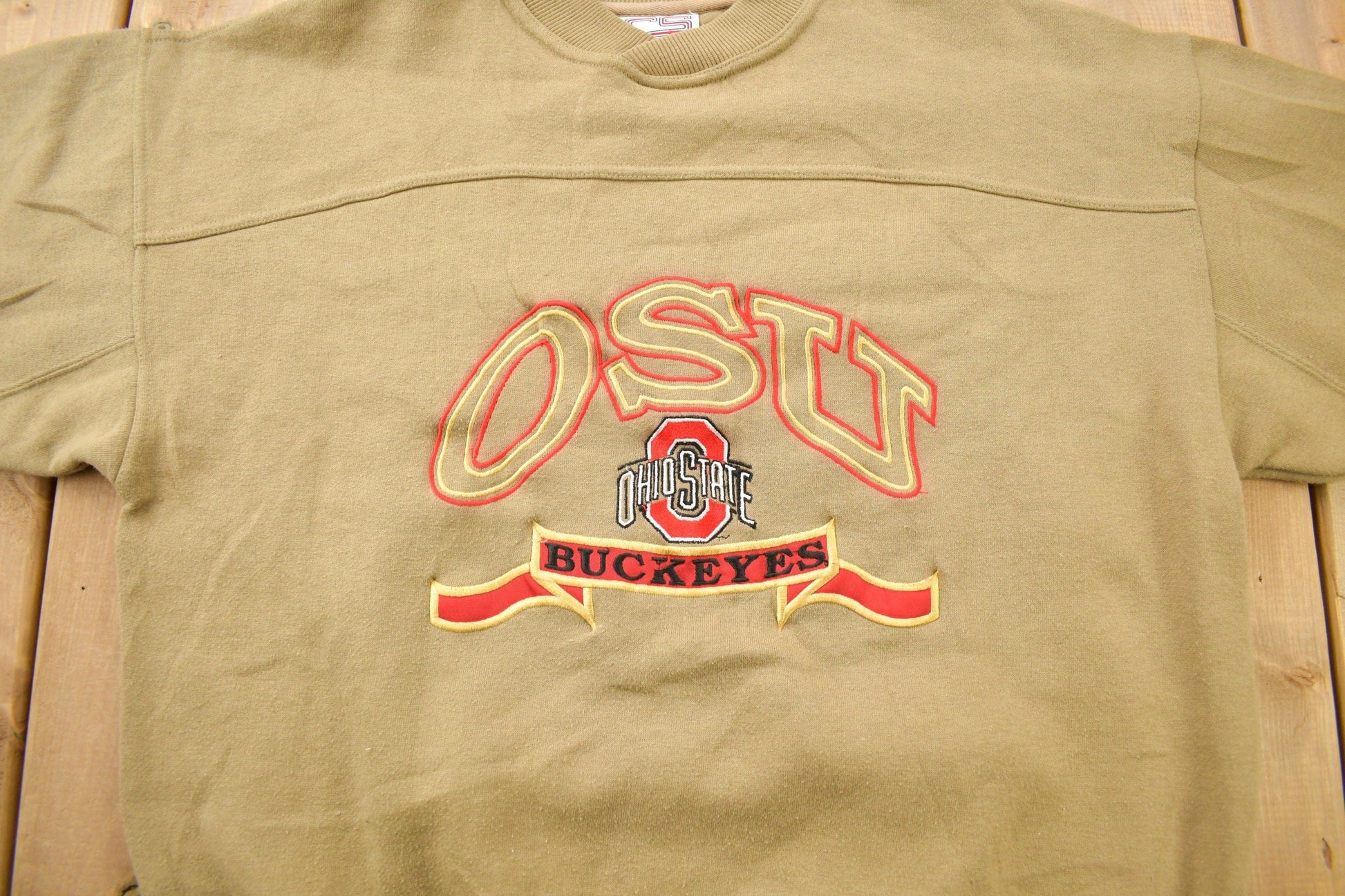 Vintage 1990s Ohio State University Buckeyes Collegiate Sweater Men's Large from propervintagecanada
