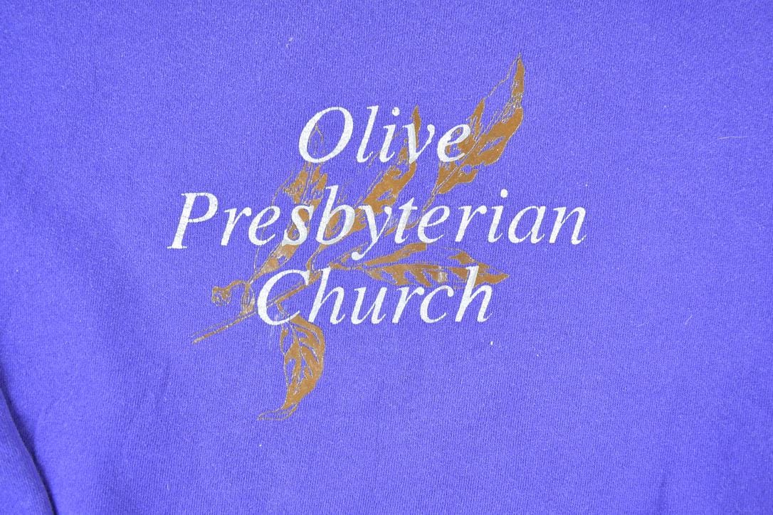 Vintage 1990s Olive Presbyterian Church Souvenir Crewneck Sweatshirt Men's XL from propervintagecanada