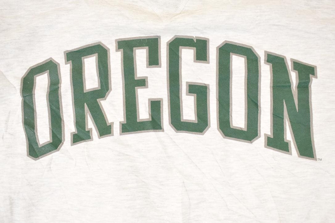 Vintage 1990s Oregon Russell Pro Cotton Heavyweight University Crewneck Sweater Mens XL from propervintagecanada