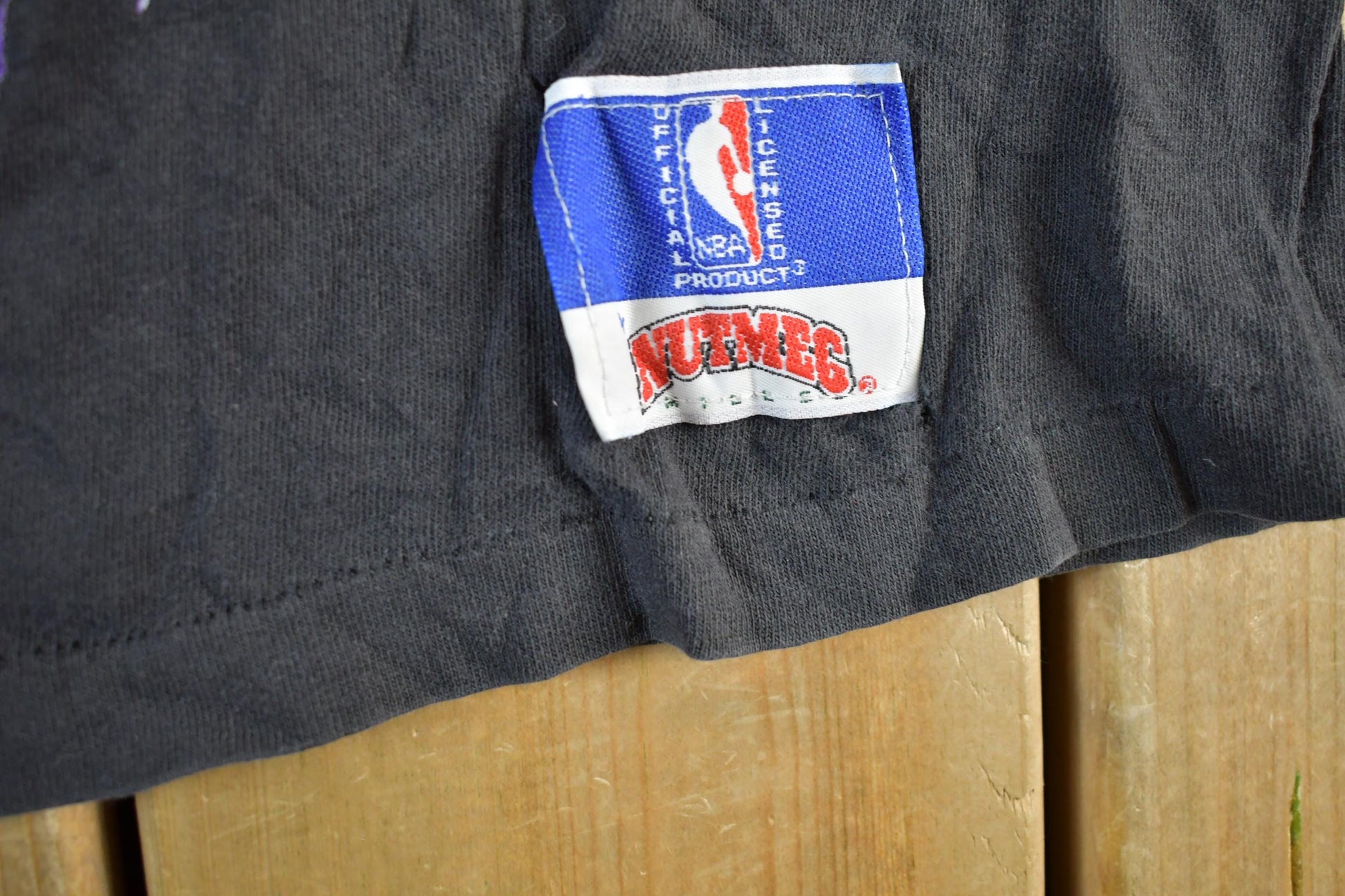 Vintage 1990s Orlando Magic Graphic T-Shirt Youth Medium from propervintagecanada