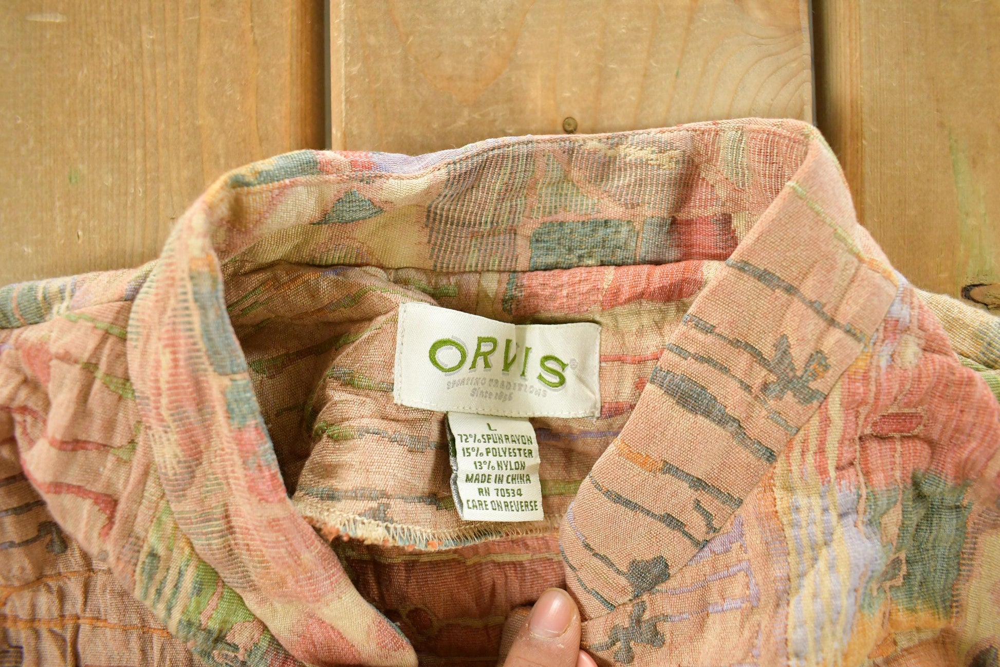 Vintage 1990s Orvis Tapestry Abstract Pattern Women's Small from propervintagecanada
