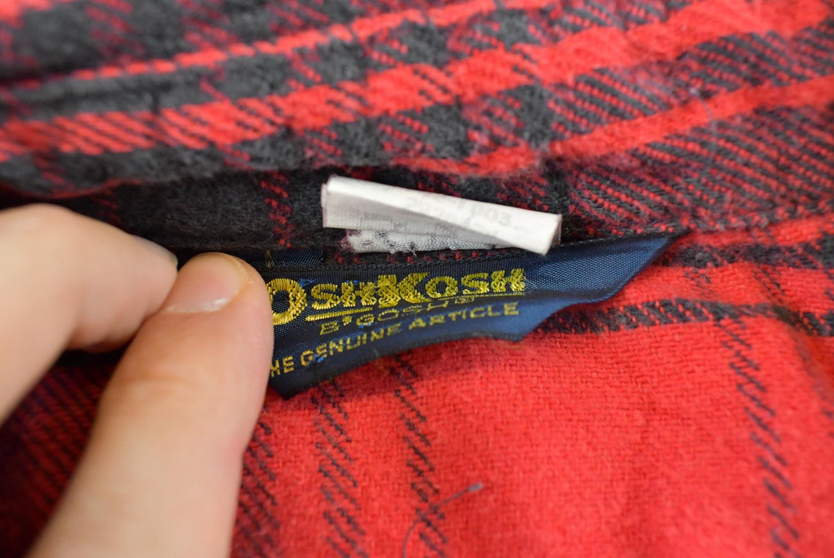 Vintage 1990s OshKosh B'Gosh Plaid Flannel Button Up Shirt Men's L / 90s Streetwear / Basic Essential Layering / Buffalo Check from propervintagecanada