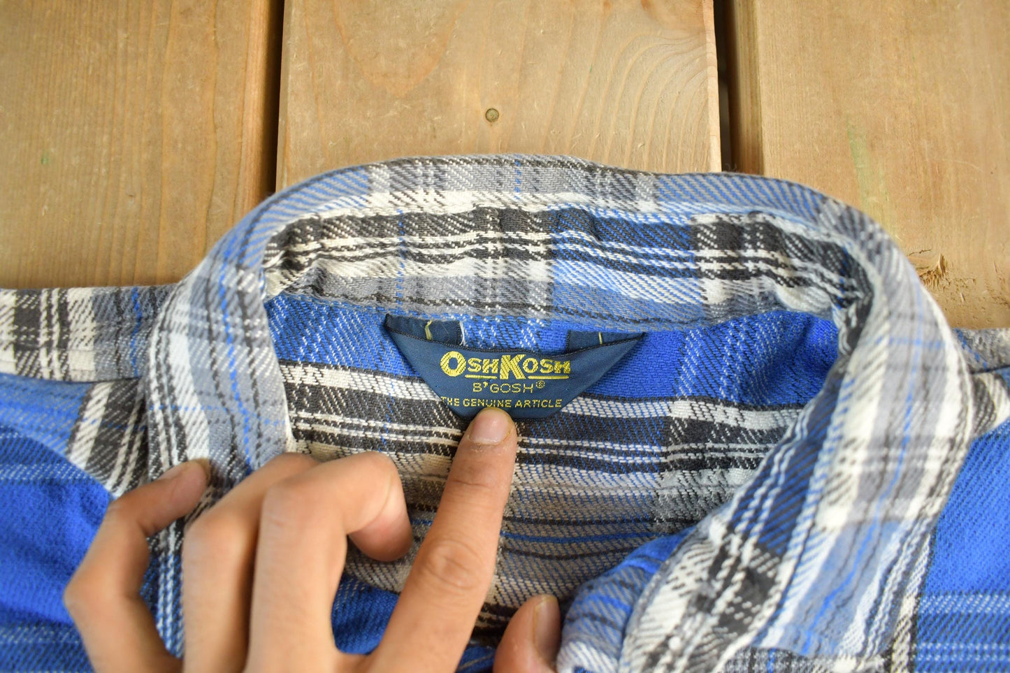 Vintage 1990s OshKosh B'Gosh Plaid Flannel Button Up Shirt Men's XL from propervintagecanada