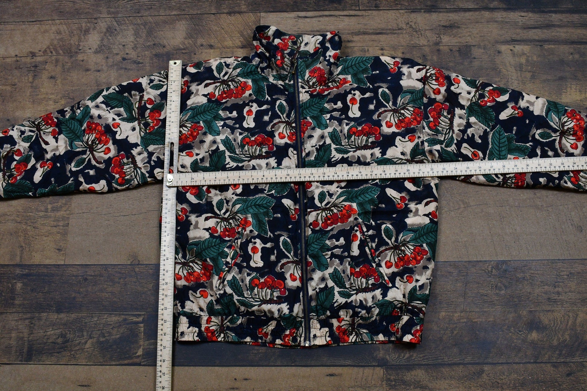 Vintage 1990s Out Brook 100% Silk All Over Print Full Zip Windbreaker Women's Large from propervintagecanada