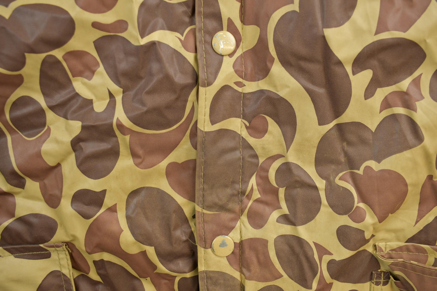 Vintage 1990s Ozark Trail Duck Camo Jacket Men's Large from propervintagecanada