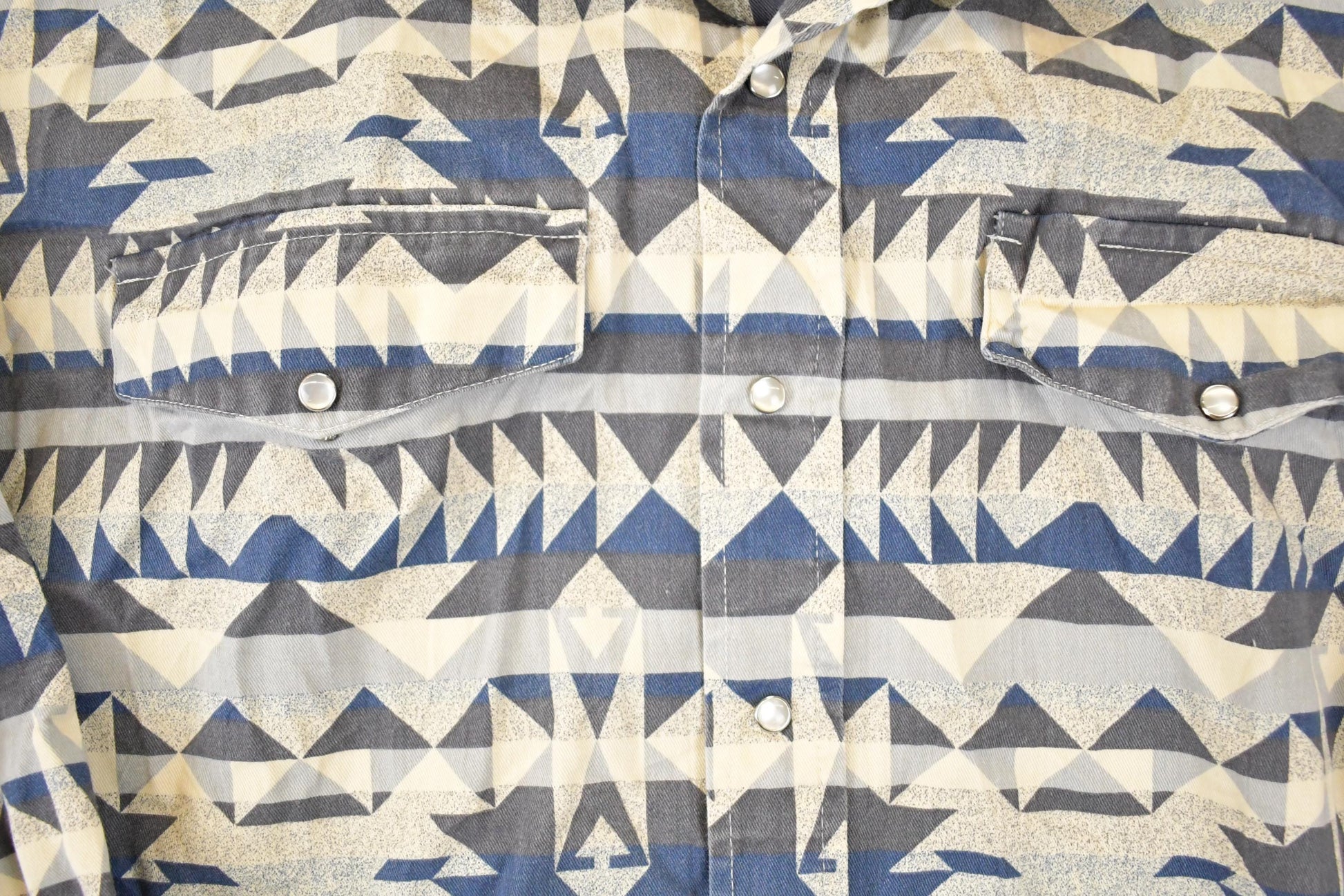 Vintage 1990s Panhandle Slim Abstract Western Button Up Shirt Men's XL from propervintagecanada