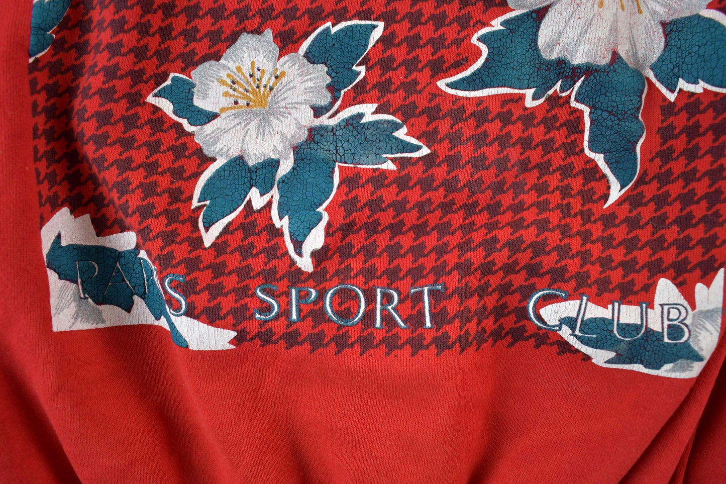 Vintage 1990s Paris Sport Club Christmas Crewneck Sweatshirt Mens L from propervintagecanada