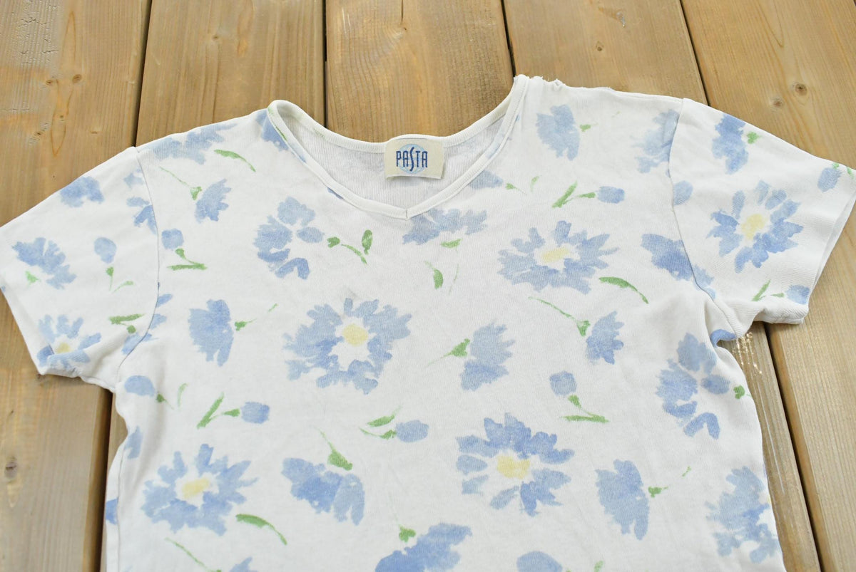 Vintage 1990s Pasta Flower Graphic Baby Tee T-Shirt Women's M from propervintagecanada