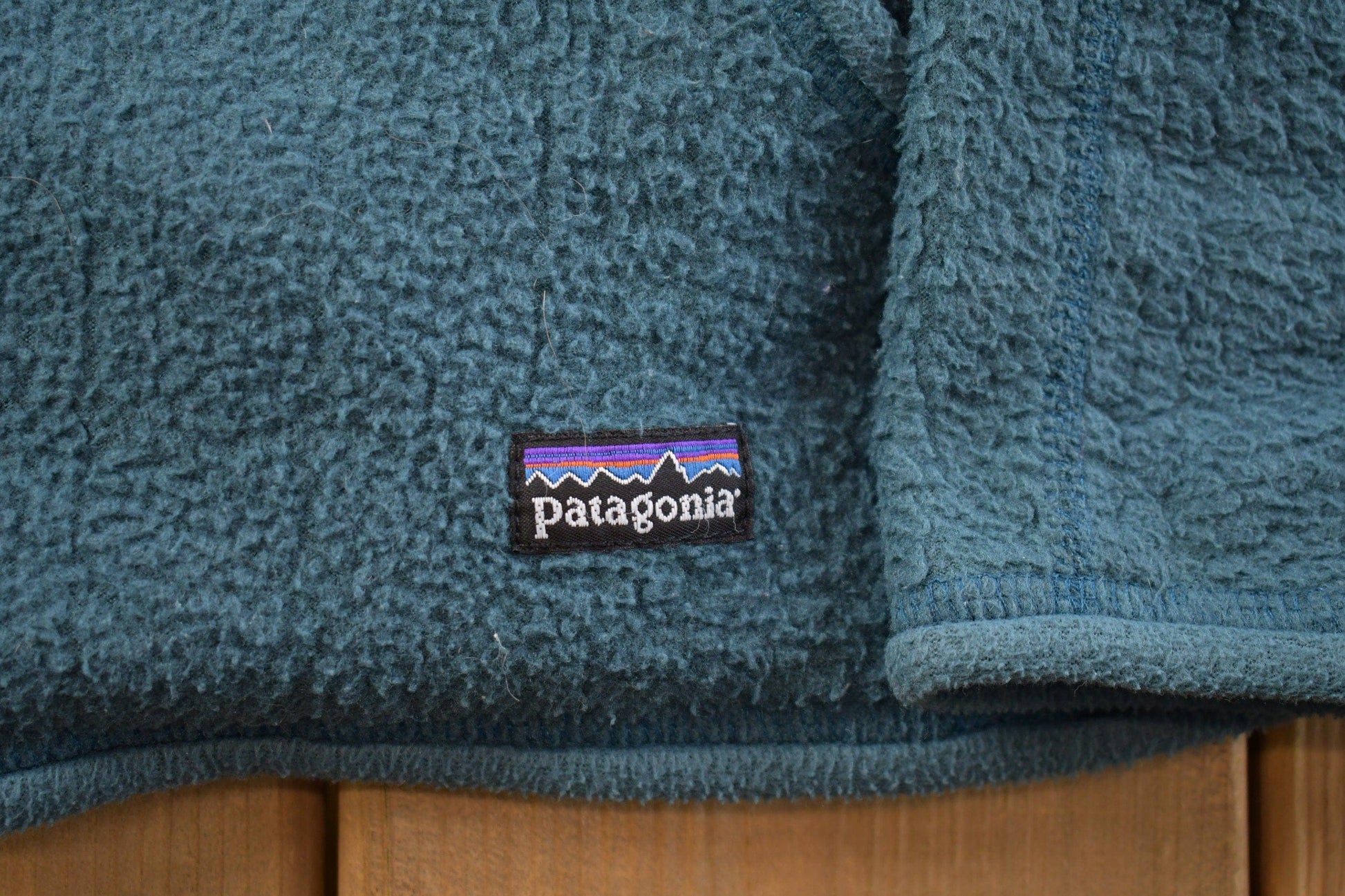 Vintage 1990s Patagonia Blue Women's Zip Up Fleece Sweater Women's S from propervintagecanada