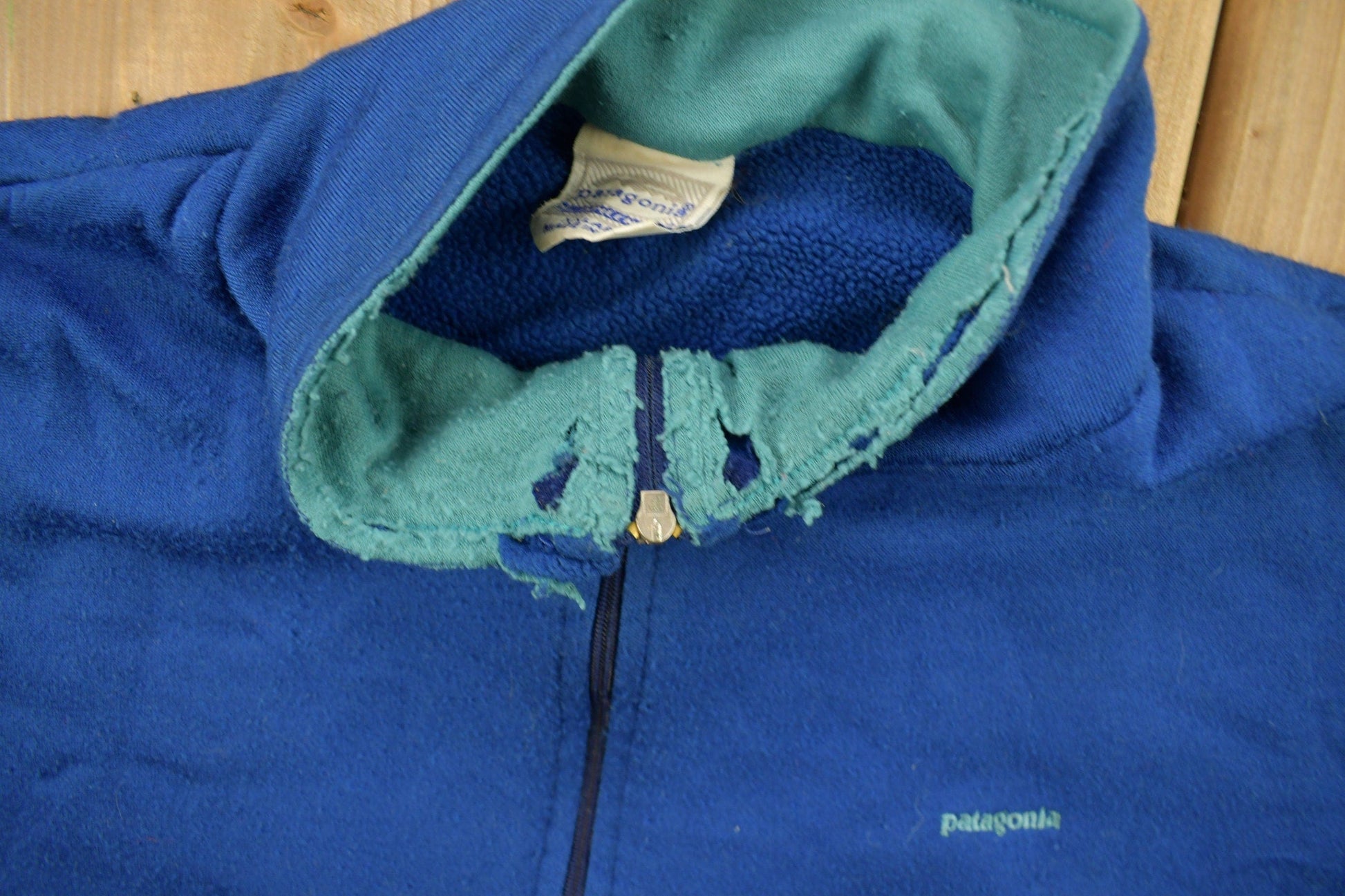 Vintage 1990s Patagonia Capilene Half Zip Fleece Sweater Men's 2XL from propervintagecanada