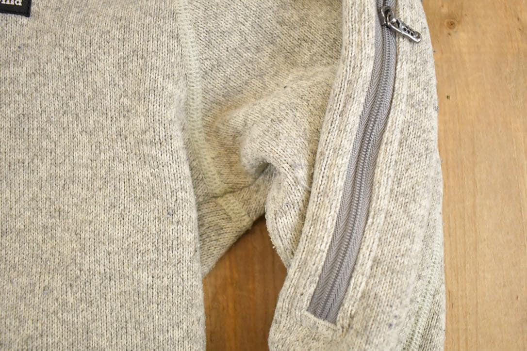 Vintage 1990s Patagonia Fleece Full Zip Sweater Women's S from propervintagecanada